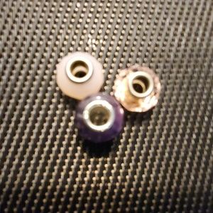 Pendant beads